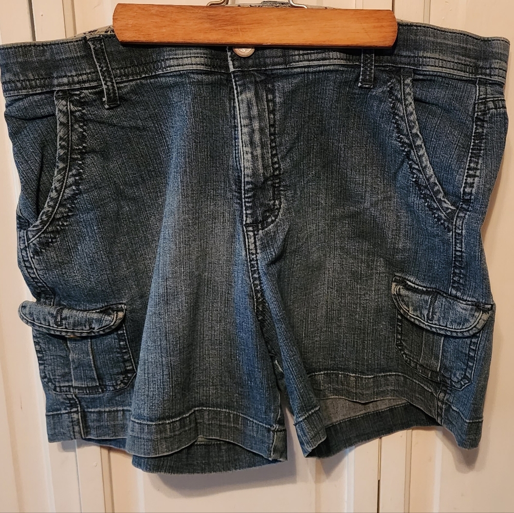 Lee shorts
